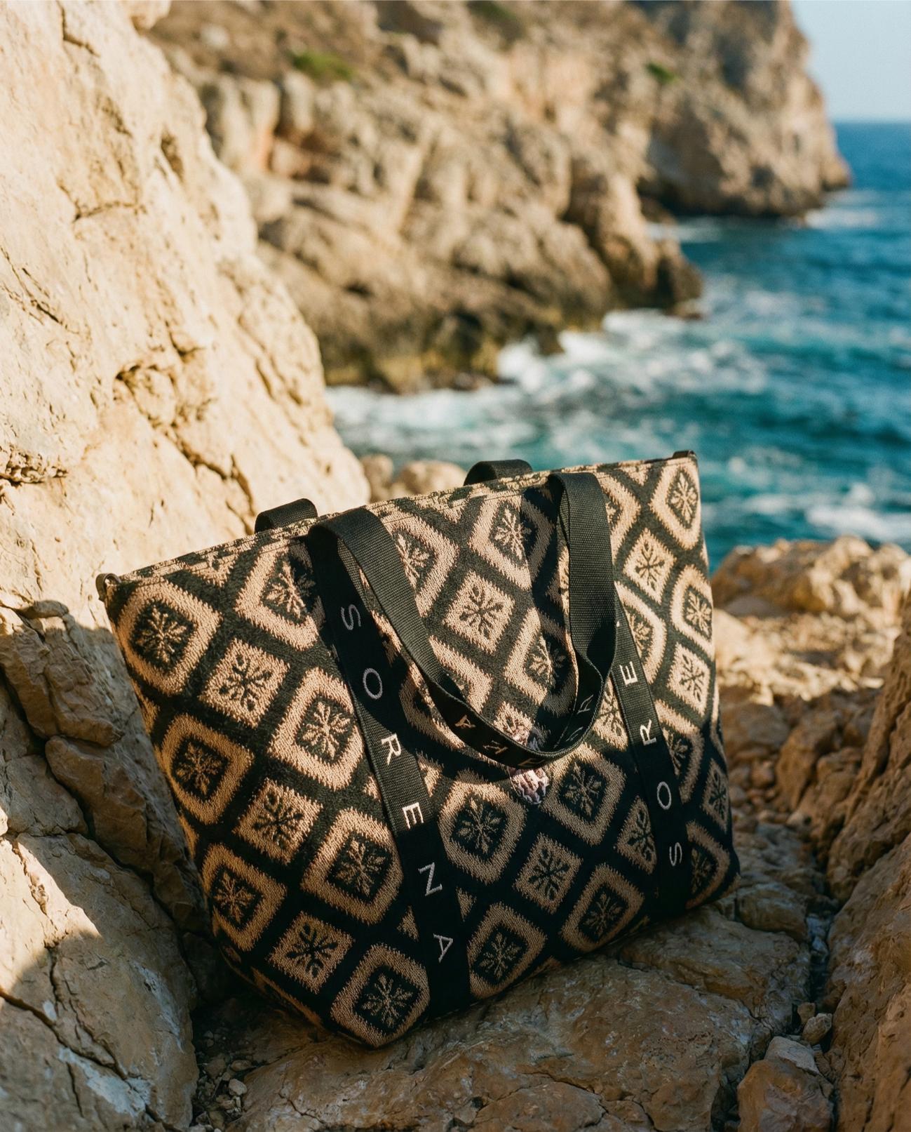 Cycladitissa Traveller Bag by Sorena